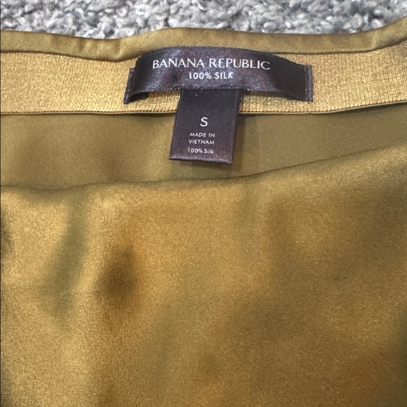 100% silk banana republic Maxi skirt - Picture 5 of 7